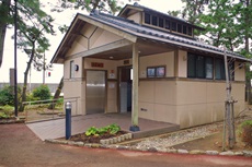花の窟パーク公衆トイレ外観