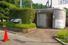 松阪市駐車場公衆トイレ外観写真